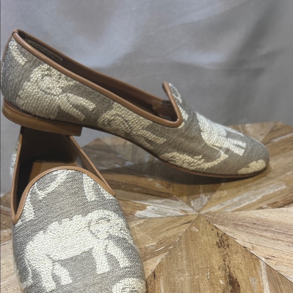 Ramon Tenza Women's Loafers in Cream and Tan - Picture 2 of 6